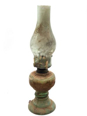 Ancient Chinese kerosene lamp - Chinese countryside