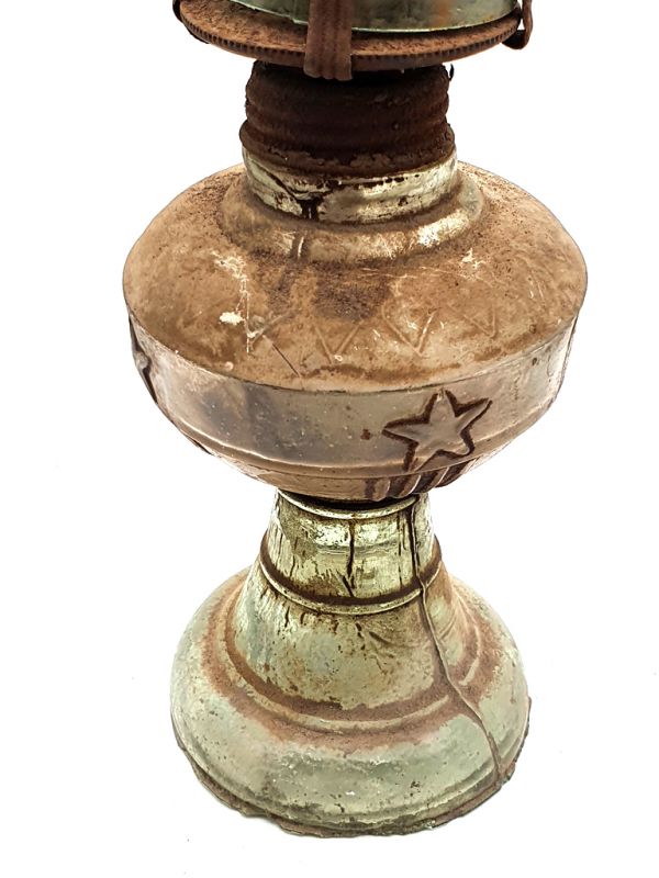 Ancient Chinese kerosene lamp - Cultural revolution 4