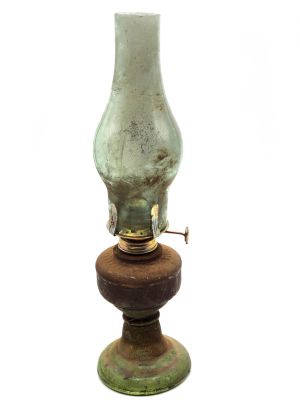 Ancient Chinese kerosene lamp - Guangzhou