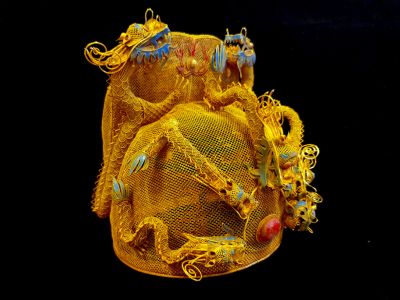 Ancient golden Chinese Theatre Hat - Emperor and Empress - The six fire dragons