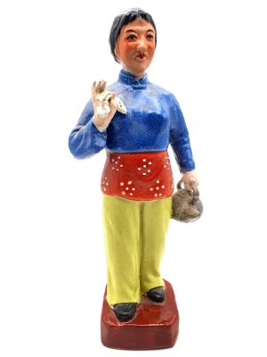 Bisque Porcelain statue - Chinese Cultural Revolution - The housewife