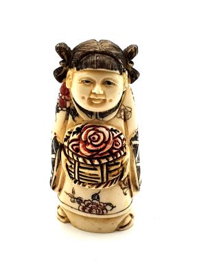 Chinese Buffalo Bones Netsuke - The geisha and the basket of flowers