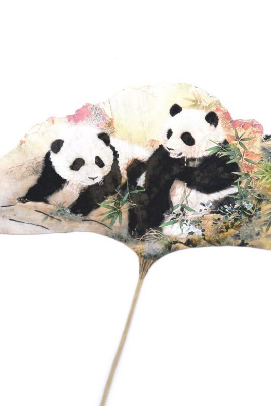 Chinese painting on tree leaf - Panda 3