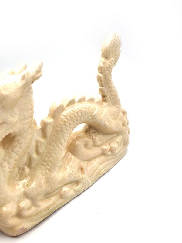 Dragon in porcelain - Large white Dragon 3