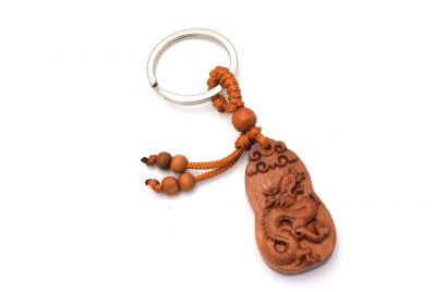 Feng Shui Keyring in wood - The dragon and the cloud