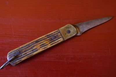Old Chinese Knives Horn