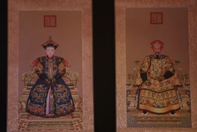 Small Chinese ancestor couple KangXi emperor