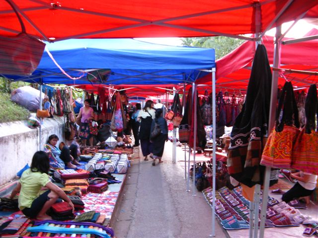 luang Prabang marché de nuit