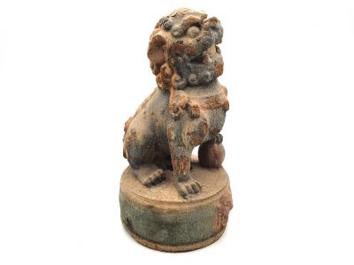 Large Chinese guardian lion in wood (age: 50)