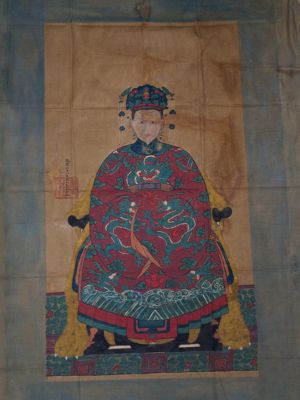 Large painting of Chinese dignitary (about 70 years old) - Empress