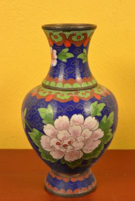 Large Vase in Cloisonné Blue Flower