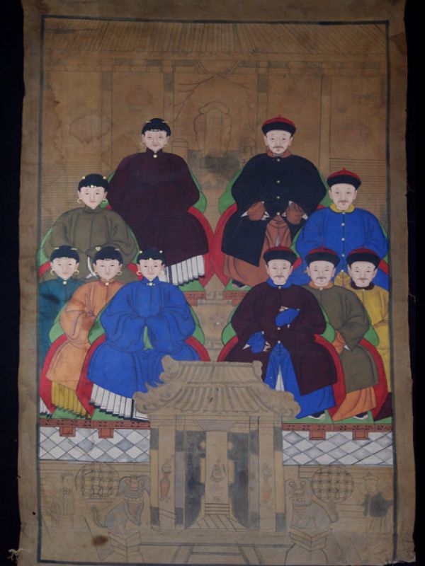 Old Chinese Chinese Ancestor Painting - Chinese dignitary family 1