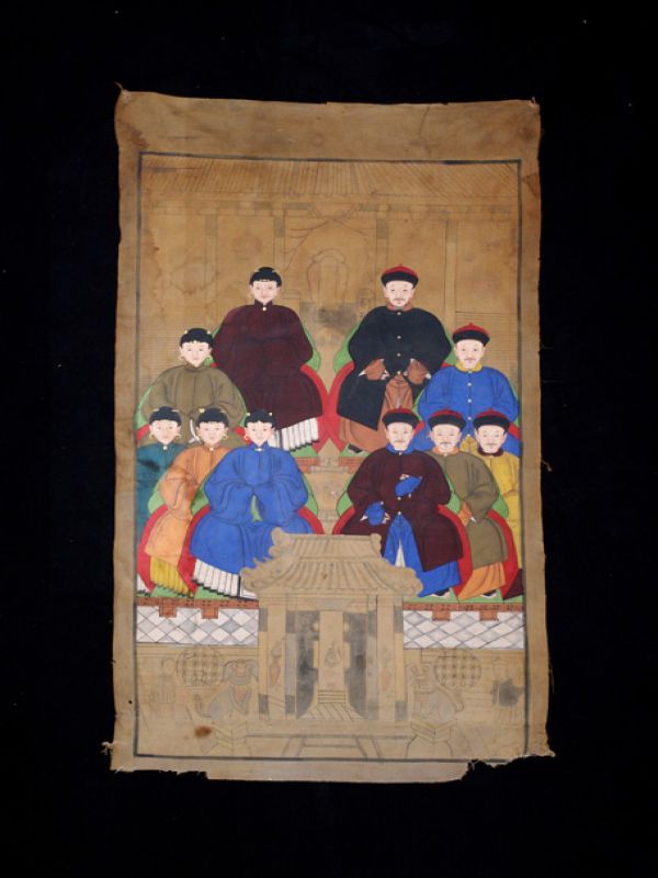 Old Chinese Chinese Ancestor Painting - Chinese dignitary family 2