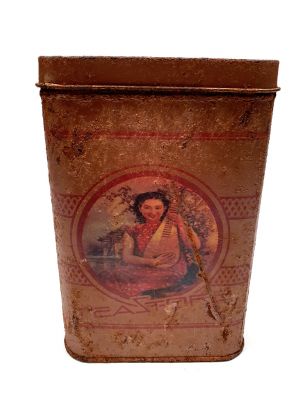 Old Chinese tea box - Brown - Musician