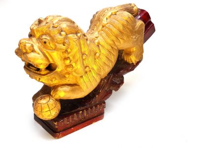 Old Imperial guardian lion - Chinese Foo dog - Golden