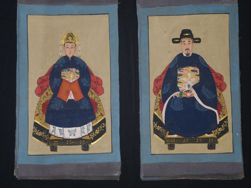 Small Chinese ancestors couple - Chinese Oil Painting - Navy Blue