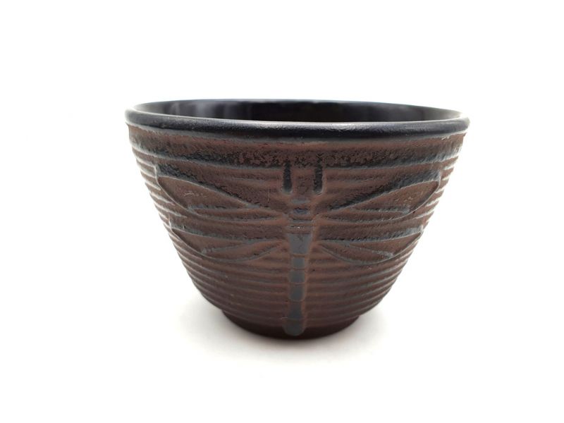 Small Chinese tea cup in cast iron - Dragonfly 1