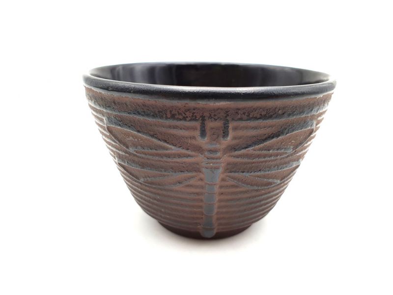 Small Chinese tea cup in cast iron - Dragonfly 5
