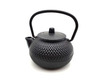 Small Chinese teapot in black cast iron