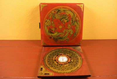 Small Feng Shui Compass Red / Dragon and Phoenix