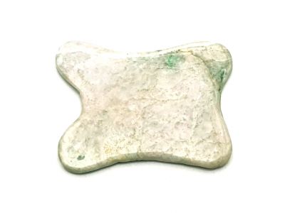 Traditional Chinese medicine - Gua Sha concave in Jade - Light green with a green spot