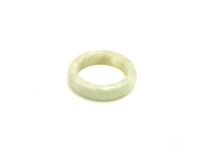 Translucent Green Jade Ring - Size 8,5