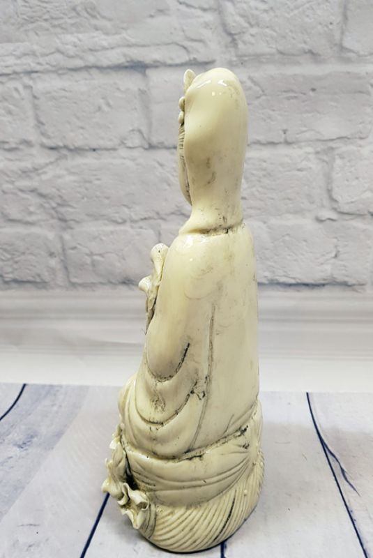 White Chinese Statue - Porcelain Dehua - Chinese goddess 4