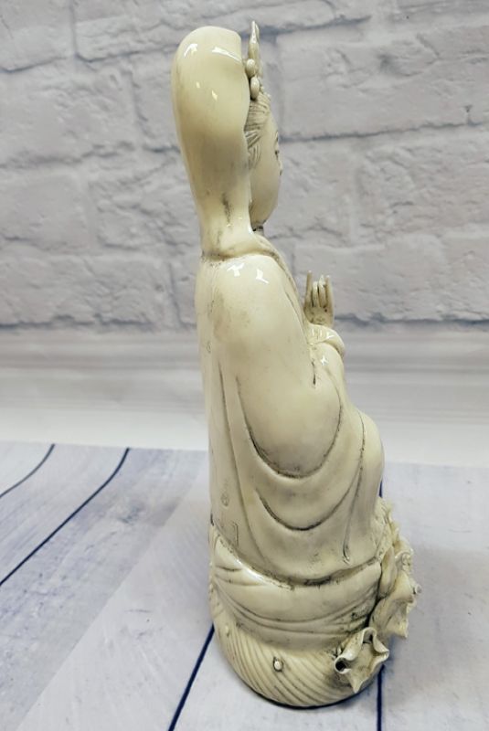 White Chinese Statue - Porcelain Dehua - Chinese goddess 5