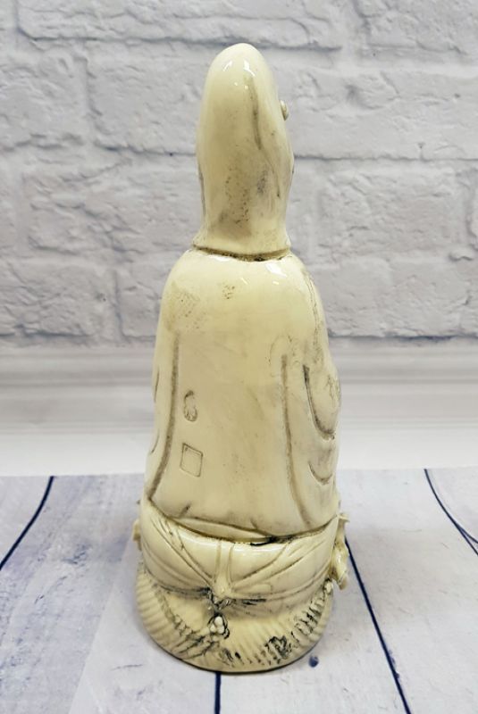 White Chinese Statue - Porcelain Dehua - Goddess 4