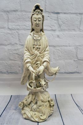 White Chinese Statue - Porcelain Dehua - Goddess standing with her basket